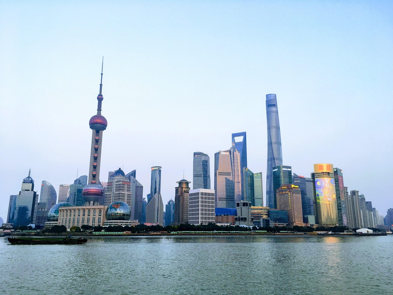 2025年上海浦东新区最新招聘资讯概览